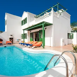 Villa Isla De Lobos, Puerto del Carmen (Lanzarote)